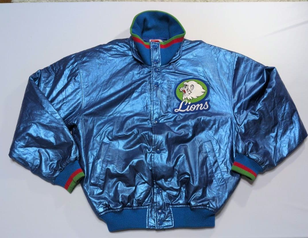 90s‼️埼玉西武ライオンズ コーチジャケット グラコン スタジャン ビンテージ