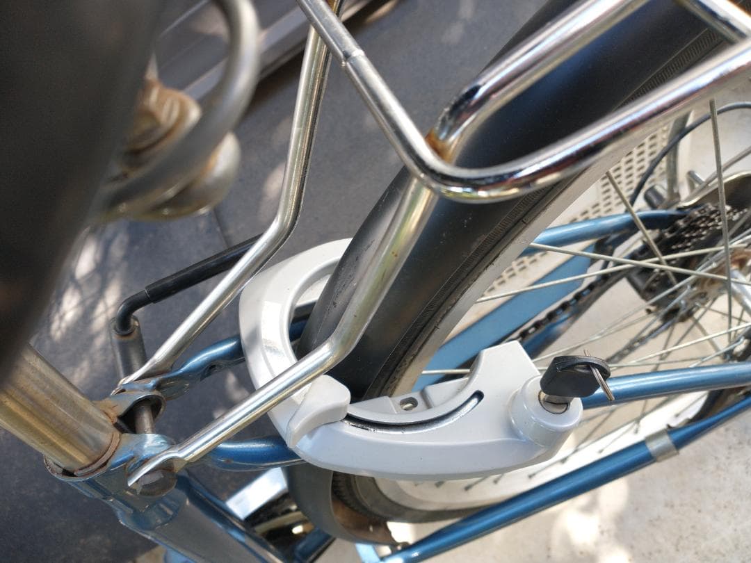 【柏市引取限定】ママチャリ 26インチ 鍵/オートライト/6段変速付(アサヒ)