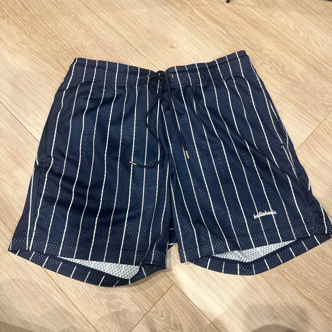 【新品】ボーラホリック　ショーツ　ネイビー✖️白　L