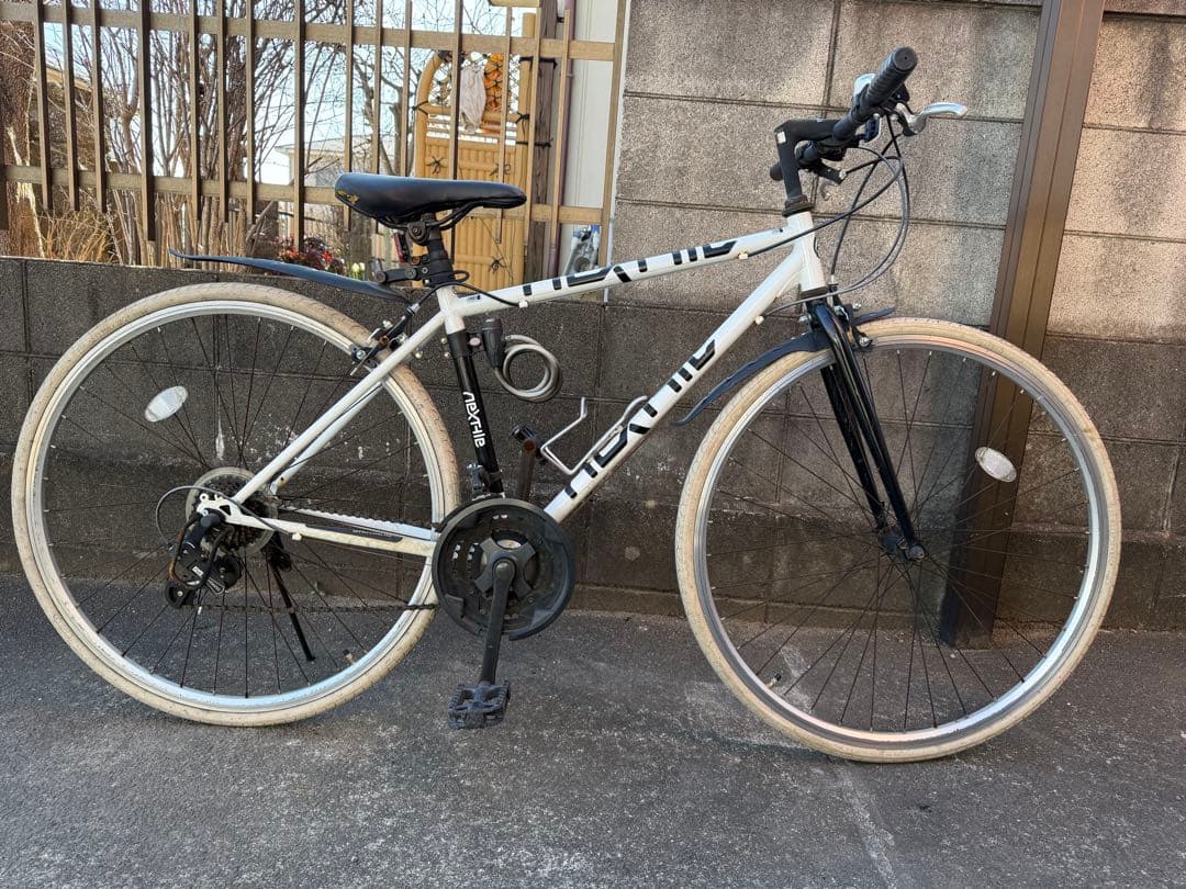 クロスバイク 700C ホワイト