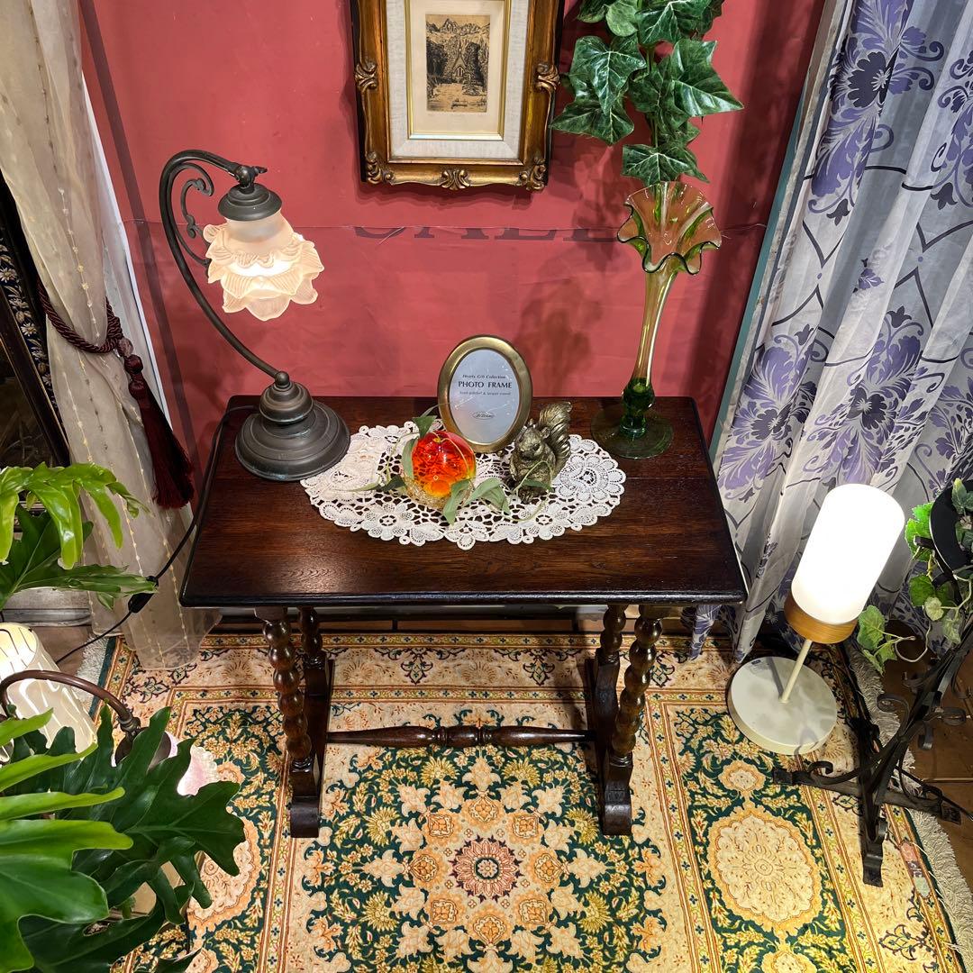 ヴィンテージ スピンドルレッグ　　サイドテーブル　コンパクトテーブル　花台