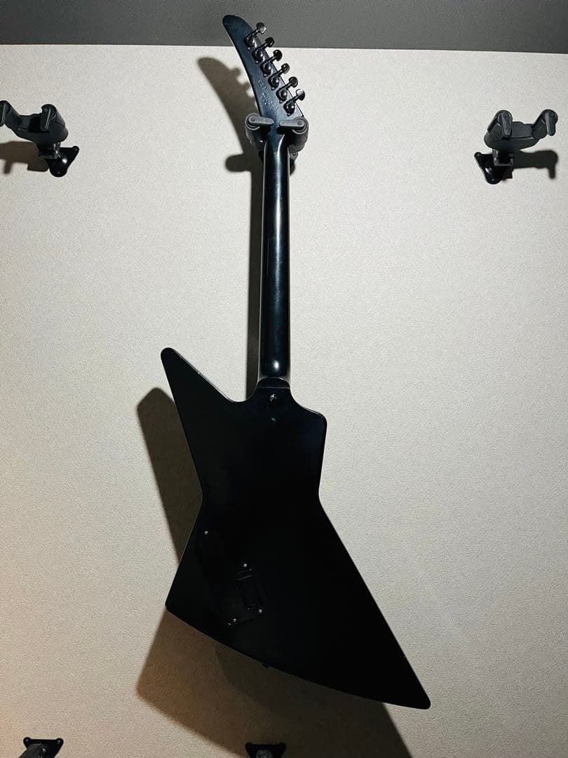 maxouwouhou1 様LTD Explorer Gothic II EMG