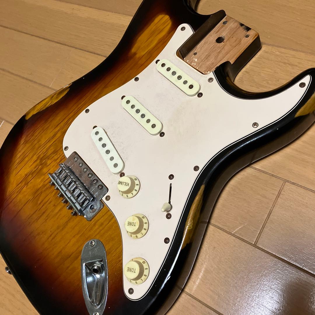 レリック仕様⭐︎ストラトキャスター サンバースト