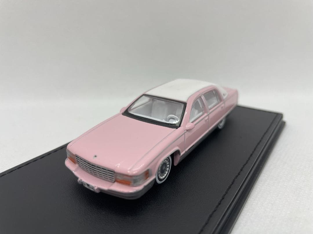 503-319 GOC 1/64 キャディラック フリートウッド ピンク
