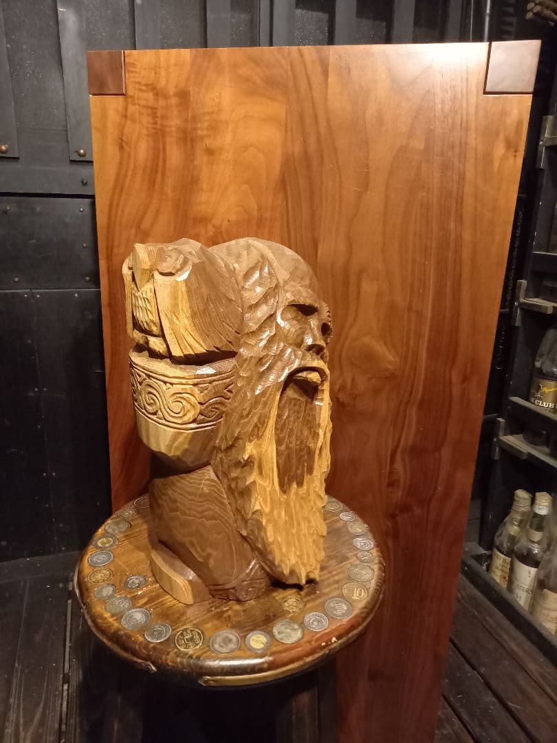 希少　千島アイヌ　シマフクロウ　コロボックル　マキリ　槐　一刀彫