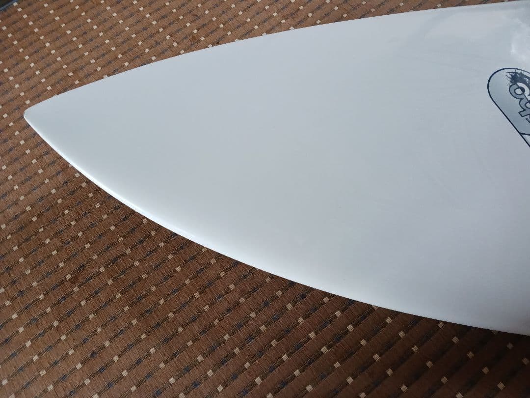 きゃさ　placeboプレセボ　サーフボード　V3ROCKET