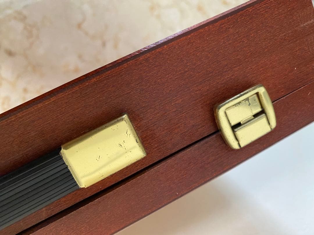 【希少】Caran d'Ache カランダッシュ　木箱