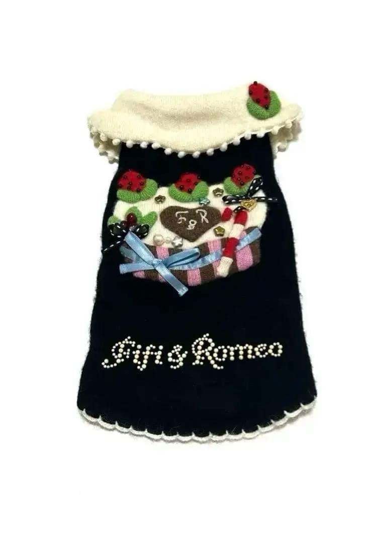 激レア　フィフィアンドロメオ 　 　　　　　 　　　カシミヤXmasイチゴケーキ