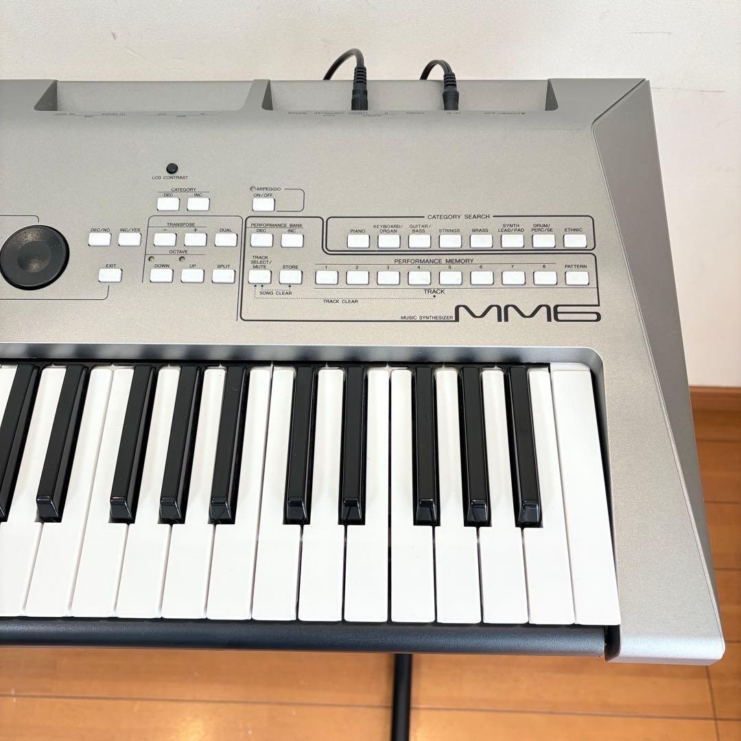 【美品•動作良好】YAMAHA ヤマハ シンセサイザー MM6 専用ケース付属