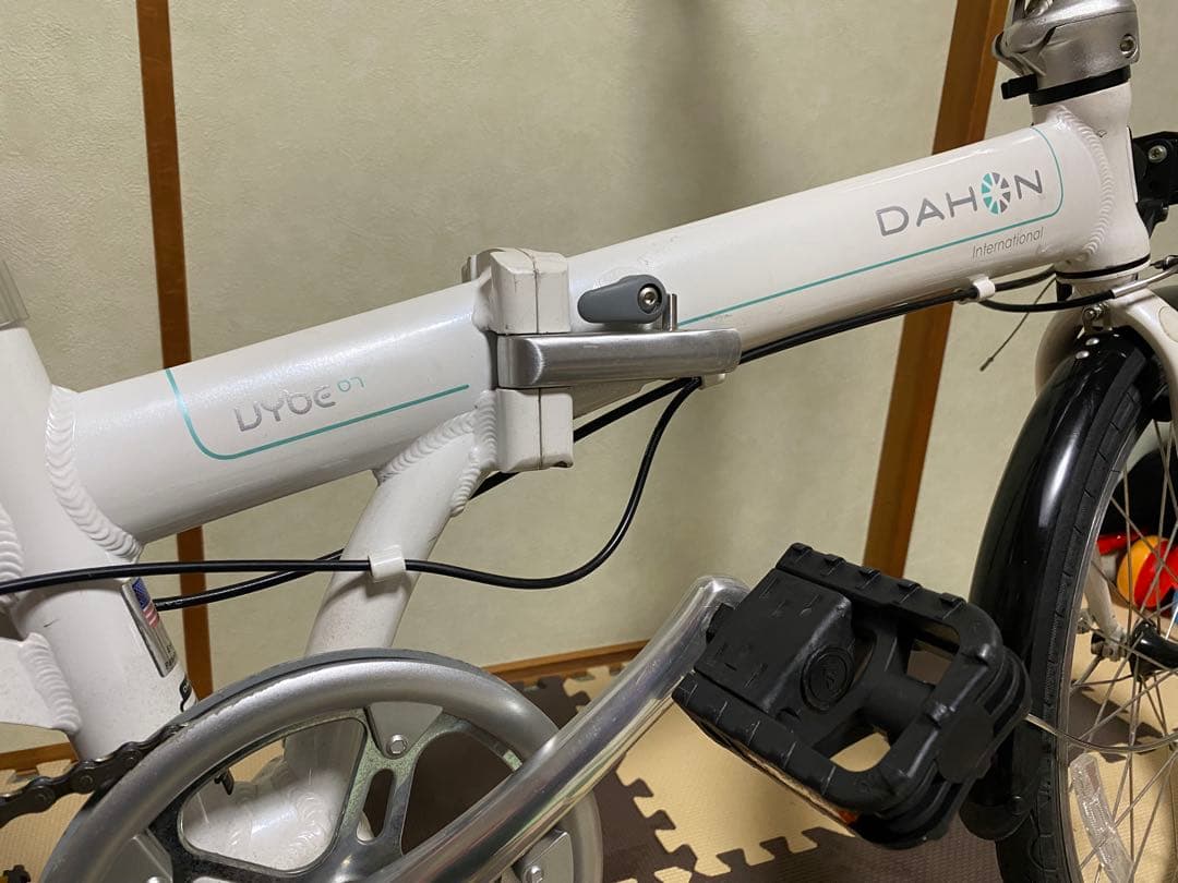 DAHON ダホン VYBE D7 20インチ　折り畳み自転車　ミニベロ
