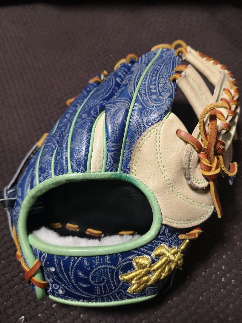 【プロフィール必読】誠 ペイズリー柄 軟式グローブ