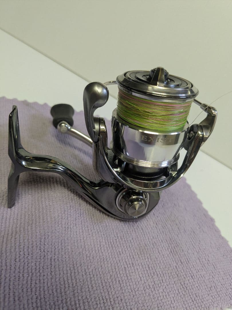 Daiwa EXIST LT2500S-DH スピニングリール ダイワ
