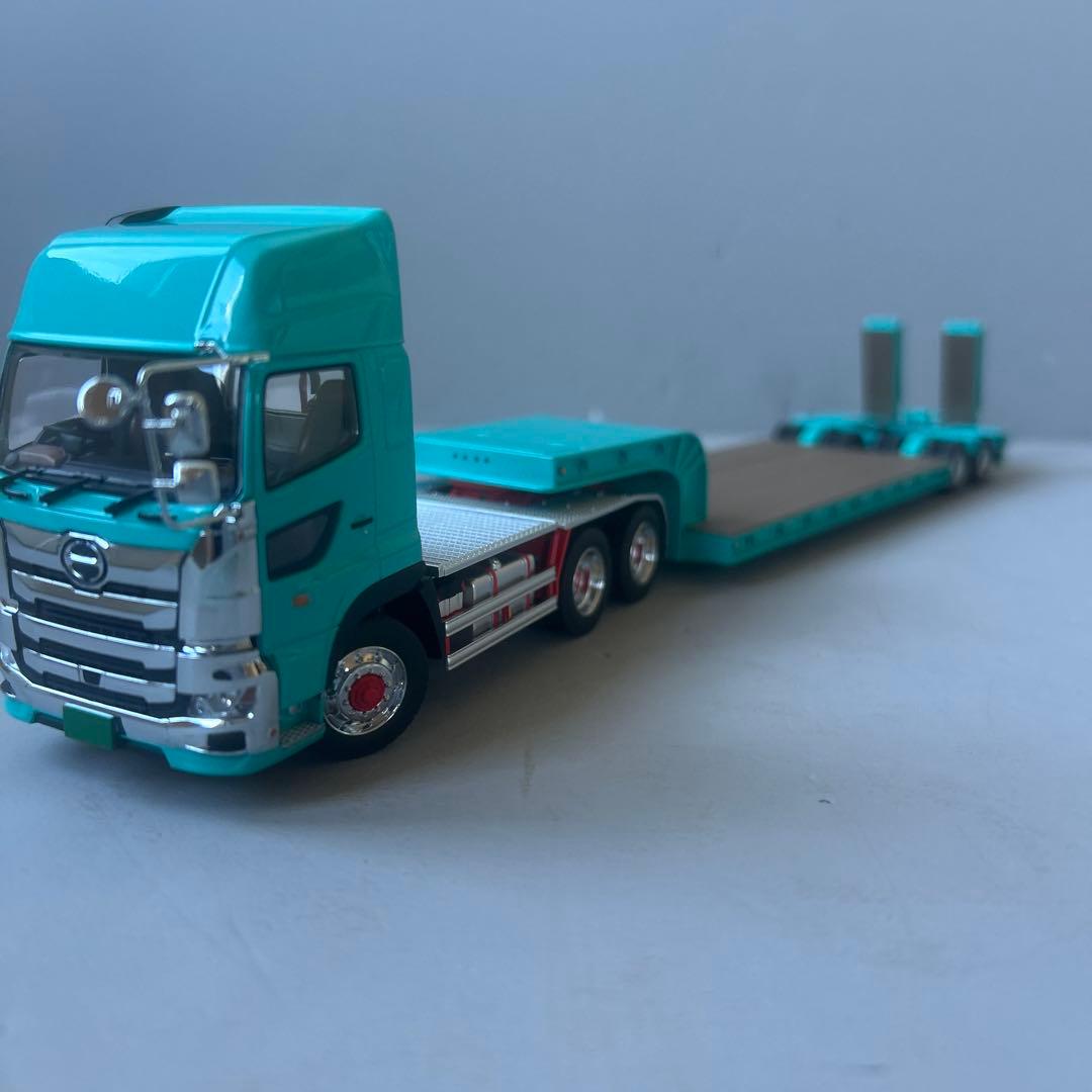 HINO PROFIA SS 6x4トラクターとトレーラーセット