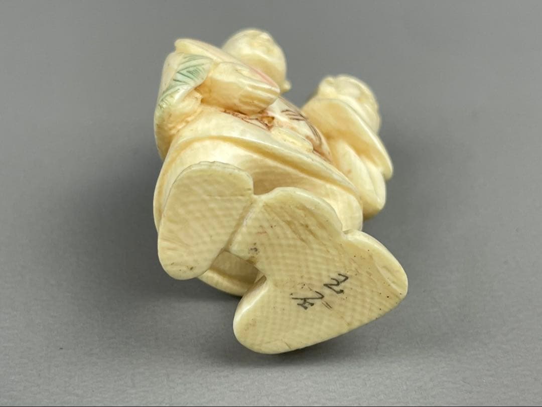 時代根付 天然素材 細密彫刻