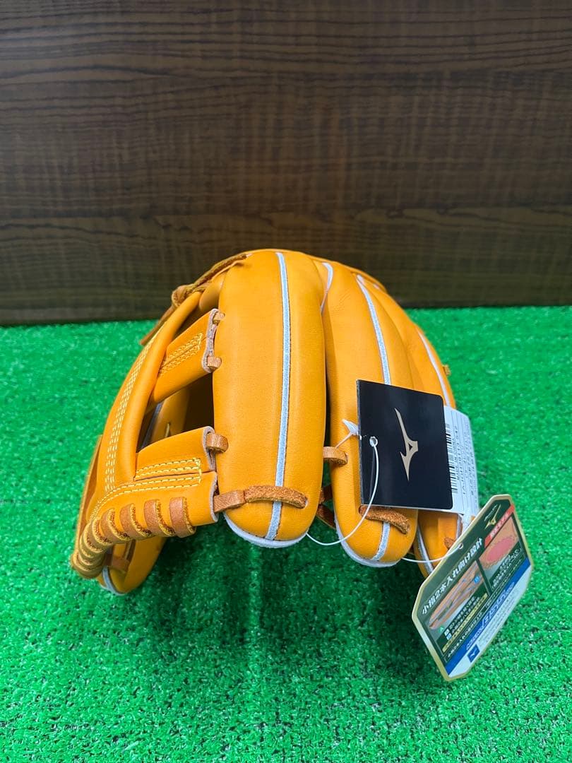 ・新品未使用　限定モデル　ミズノプロ　小指2本入れ仕様