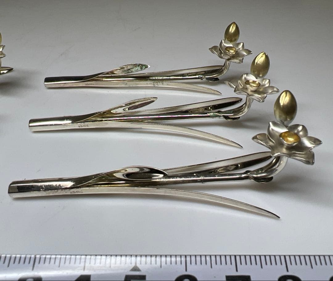 尚美堂　極上品銀製細工花文箸置　ケース付35g/7.5㎝　東Y7-1030☆1F