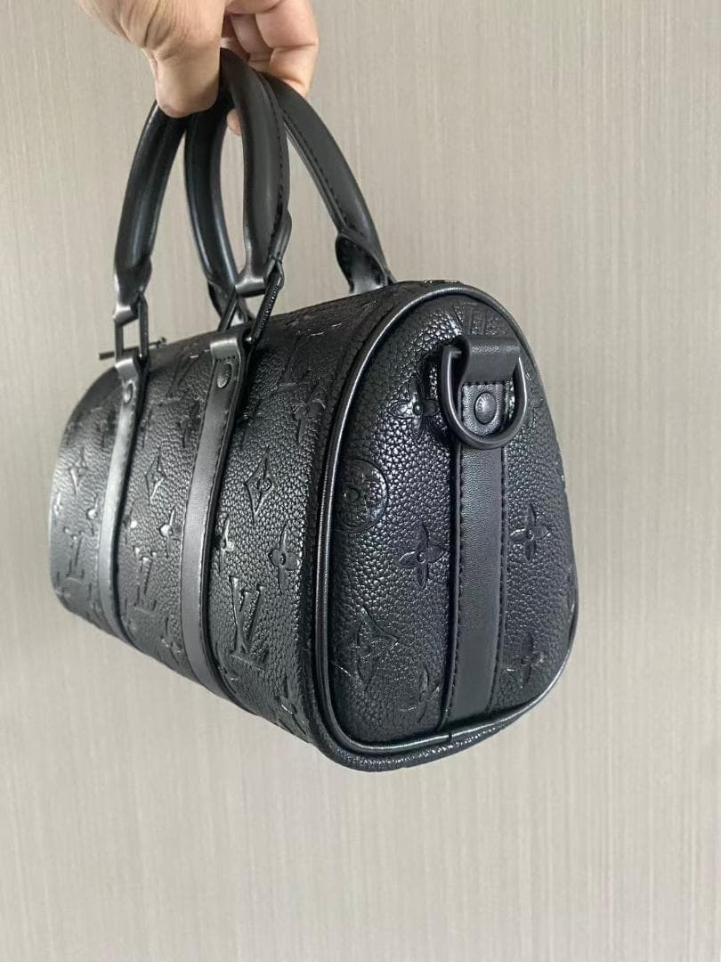Louis Vuitton ブラック レザーハンドバッグ