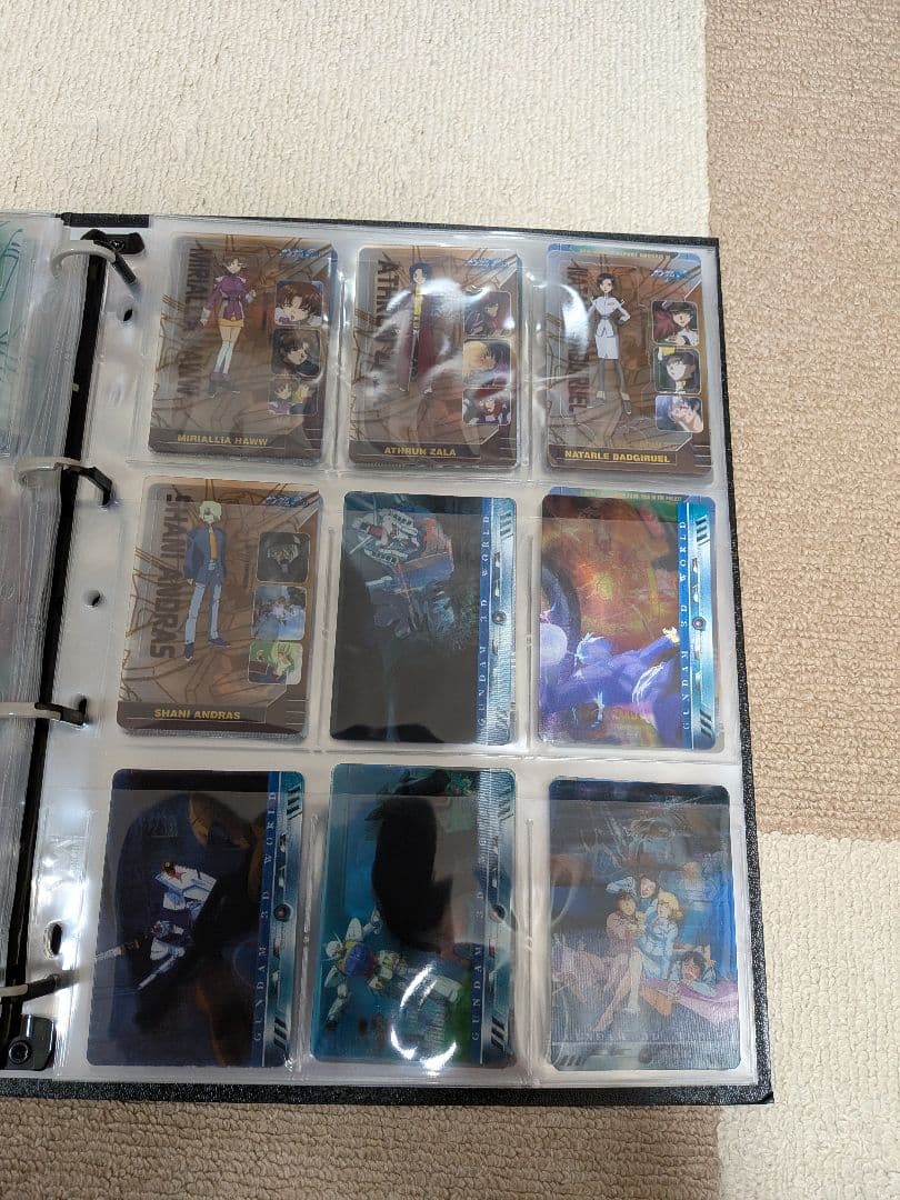 ガンダムカード260枚と COSMIC ERA FILE　ラクス　ハマーンセイラ