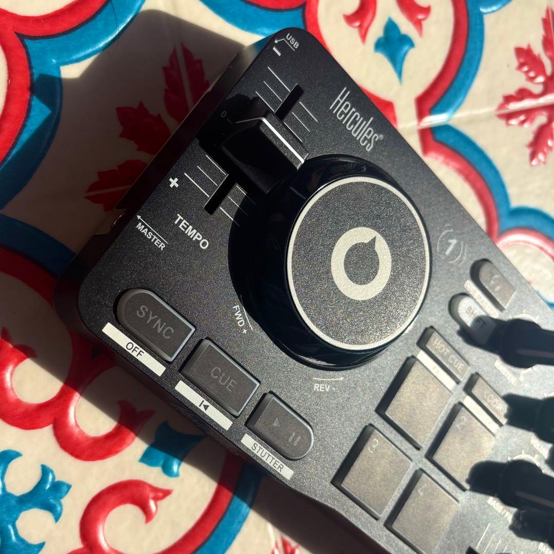 【完動品】Hercules DJCONTROL STARLIGHT DJ