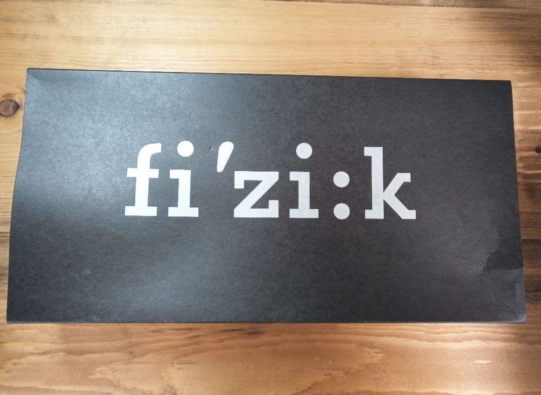 fizik antares r3 carbon サドル 165g 新品未使用