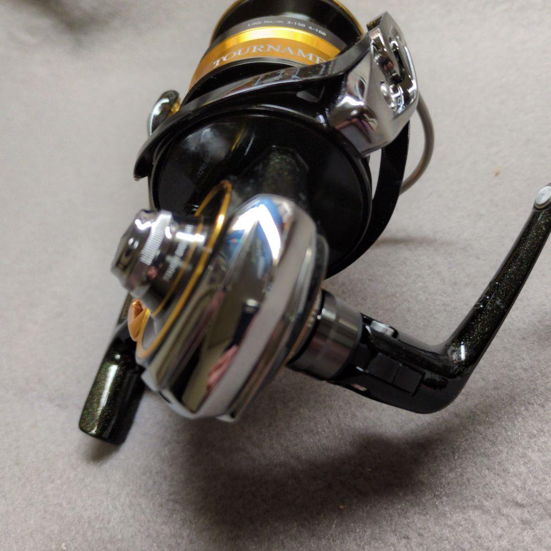 22トーナメント 2500XH−LBD未使用リール