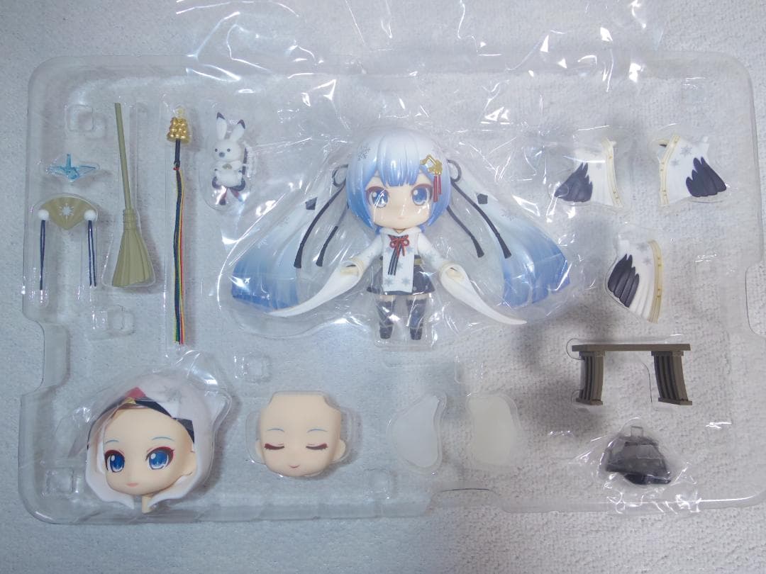ねんどろいど 雪ミク タンチョウ巫女Ver. 「初音ミク」