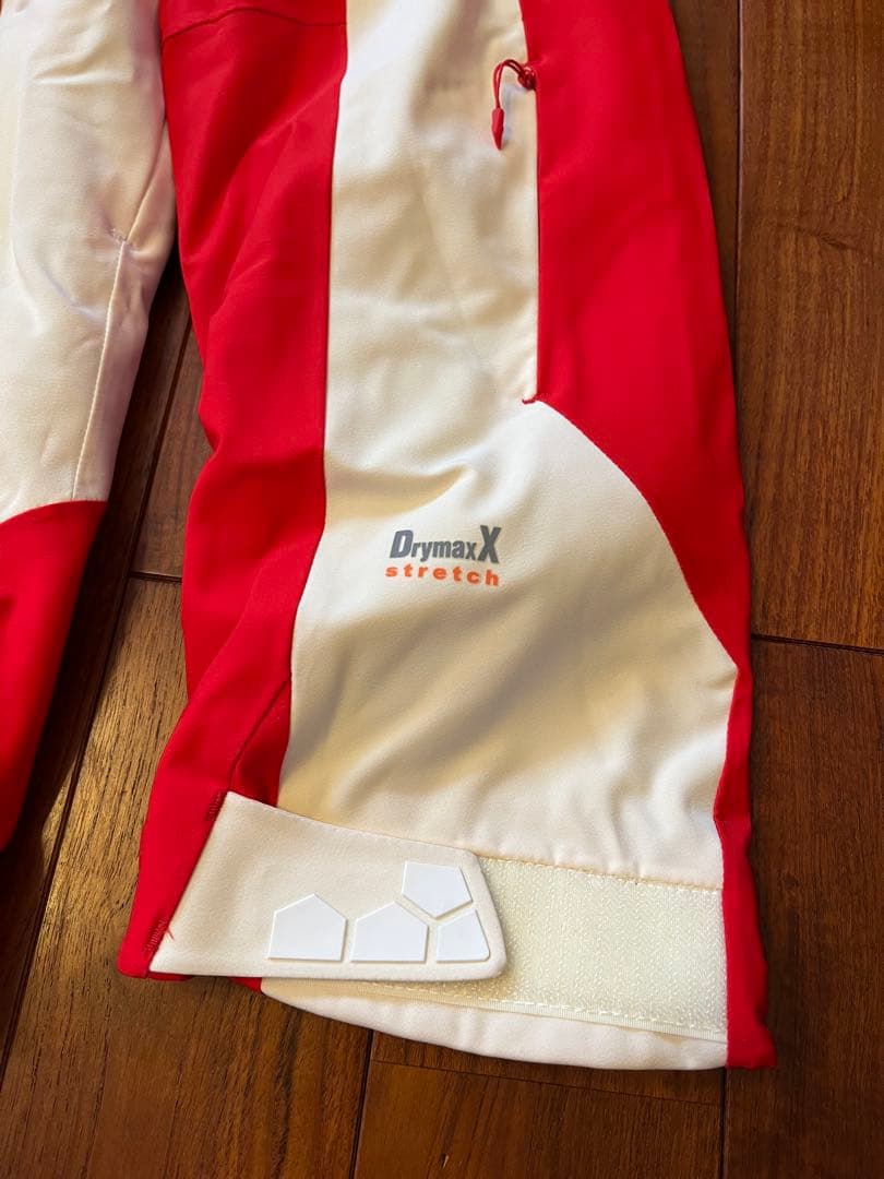 超美品！試着のみ ハルチ HALTI スキーウェア 上着 Lサイズ