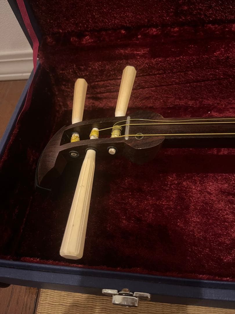 お値引致しました❣️三味線 東さわり紅木 金細 鯨の骨