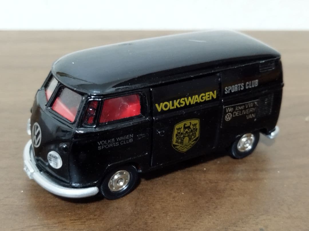 ●トミカ ダンディ フォルクスワーゲン デリバリー バン ミニカー