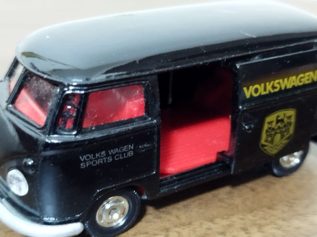 ●トミカ ダンディ フォルクスワーゲン デリバリー バン ミニカー