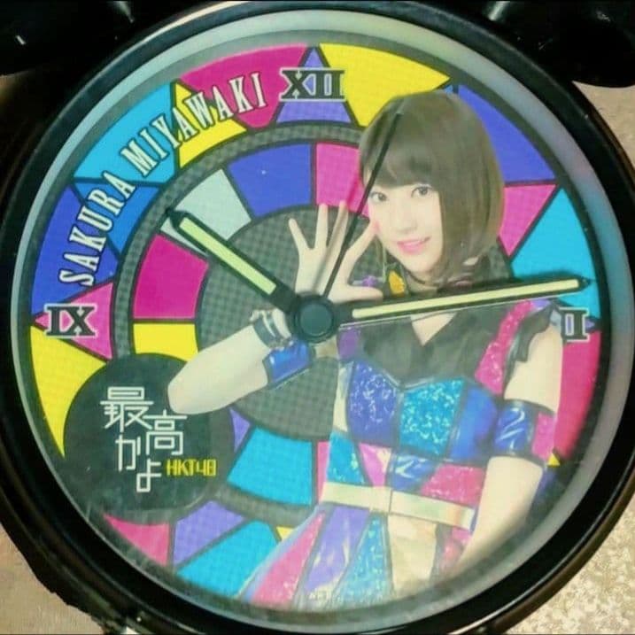 希少　LE SSERAFIM サクラ (宮脇咲良)　目覚まし時計　ボイスクロック