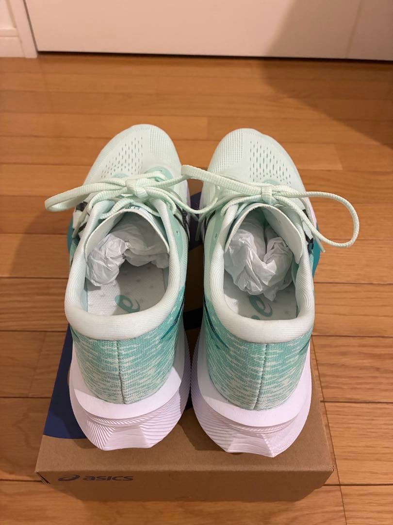 アシックス マジック スピード 4 25.5cm