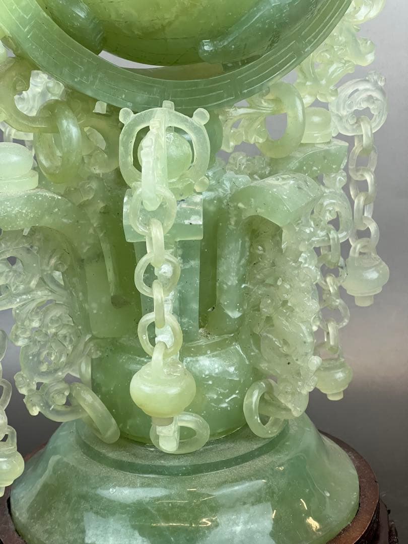 美品　翡翠地球儀　高さ39cm 重さ 5500g 置物　送料込み￼