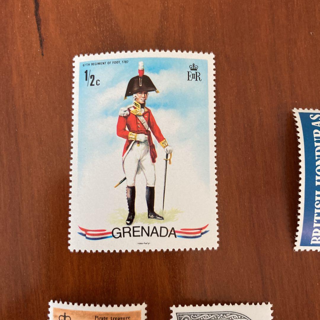 切手（エリザベス女王の肖像含む9枚）