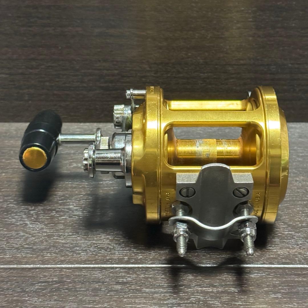 リール PENN International II 12T