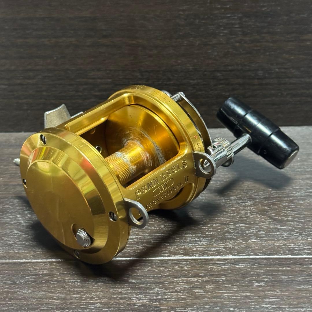 リール PENN International II 12T