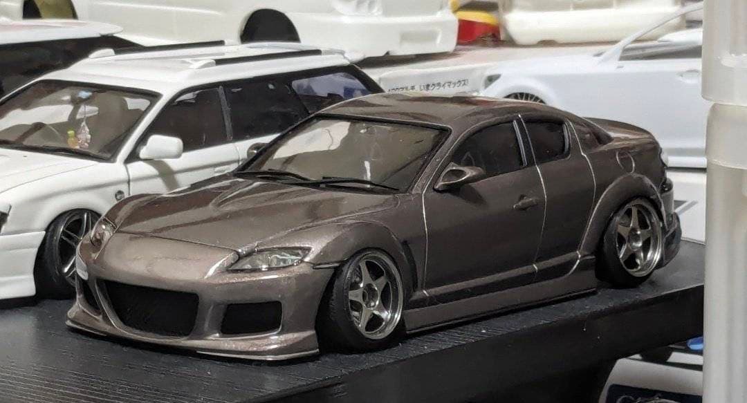 ロードスター1/18スケールモデル