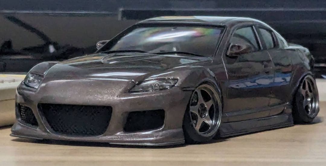 ロードスター1/18スケールモデル