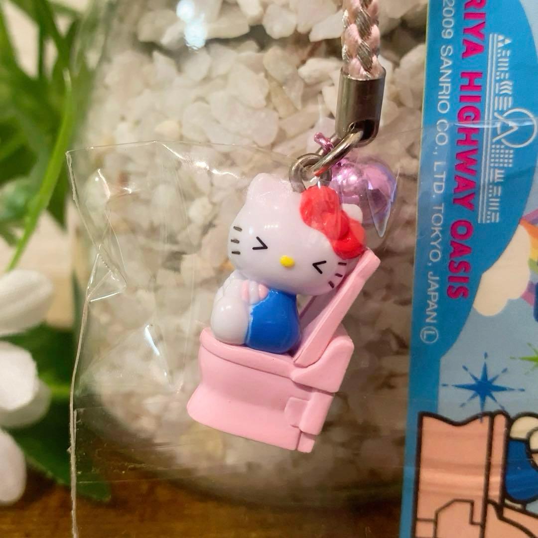 【レア】ハローキティ 刈谷ハイウェイオアシス限定　デラックストイレ　ピンク根付け