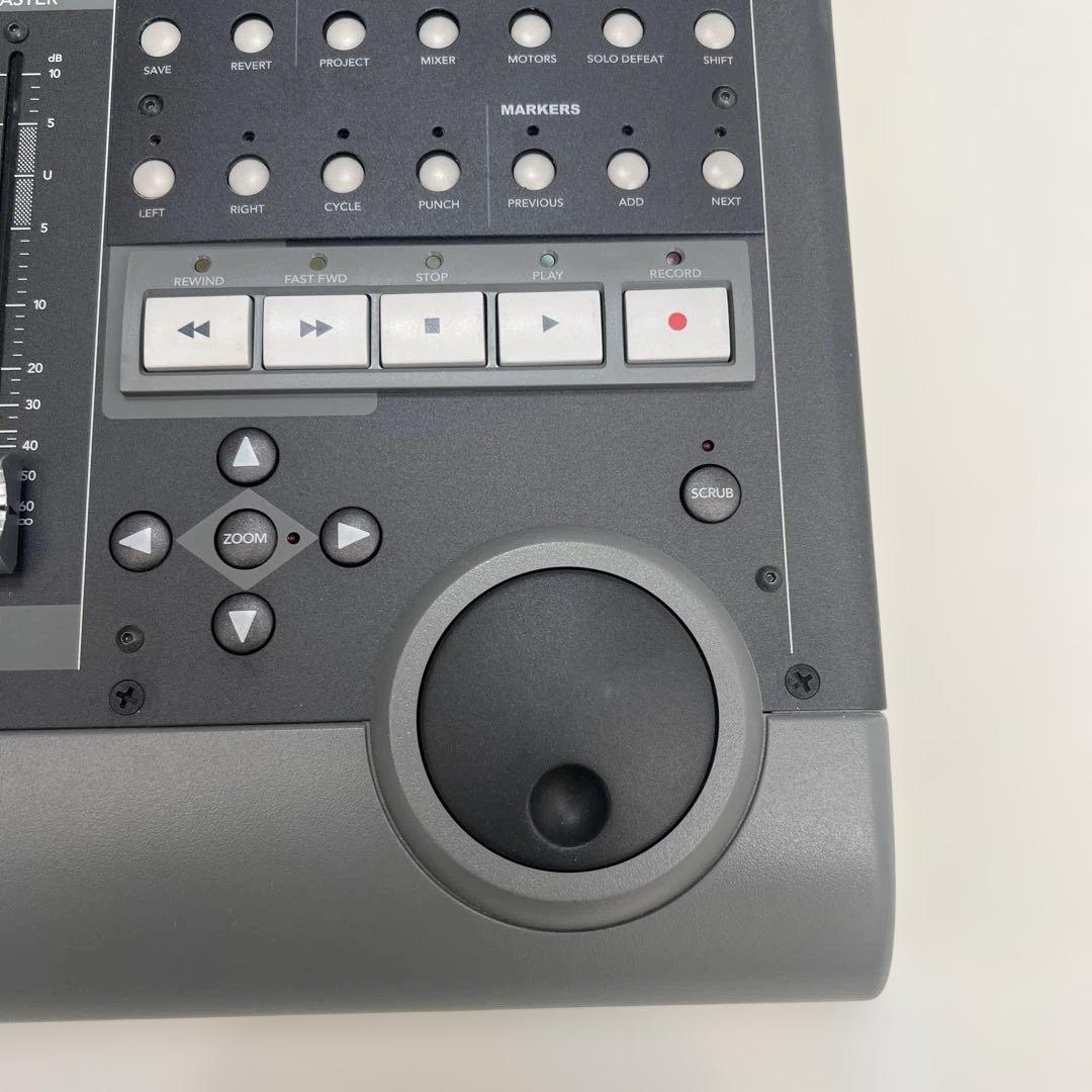 【美品】MACKIE マッキー コントロールユニバーサル コントロールサーフィス