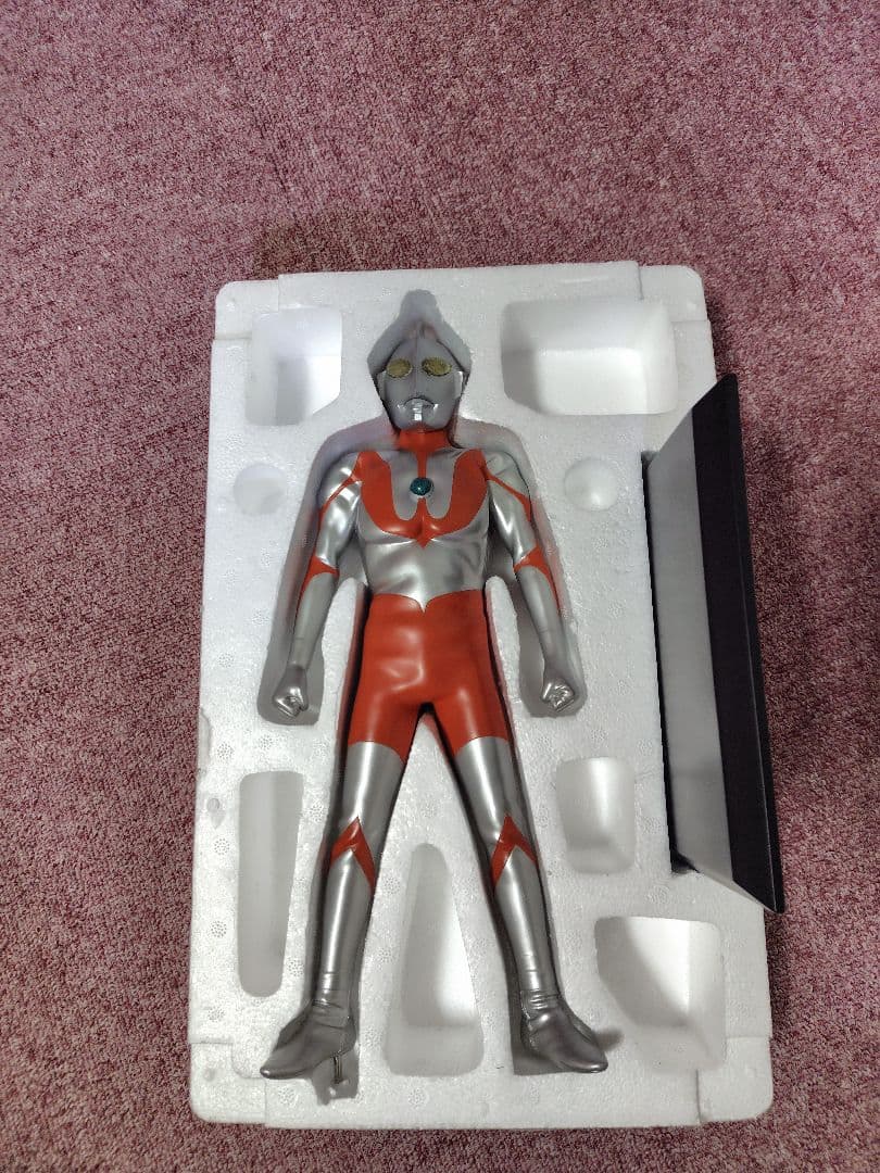 海洋堂　1／５スケール　コールドキャスト製塗装済み完成品　ウルトラマンＣタイプ