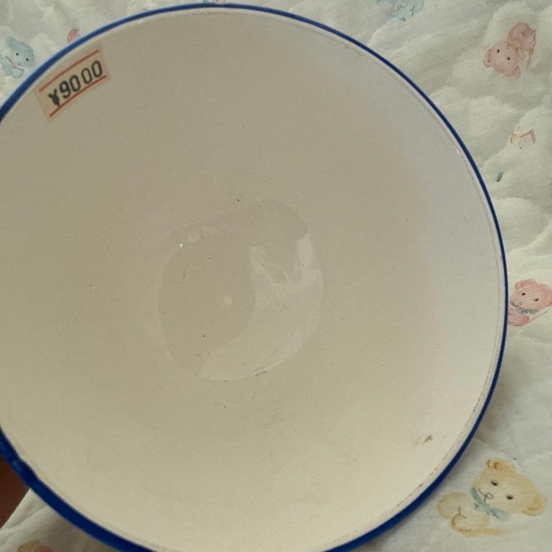 フランス、リモージュのアンティークカフェオレボウル