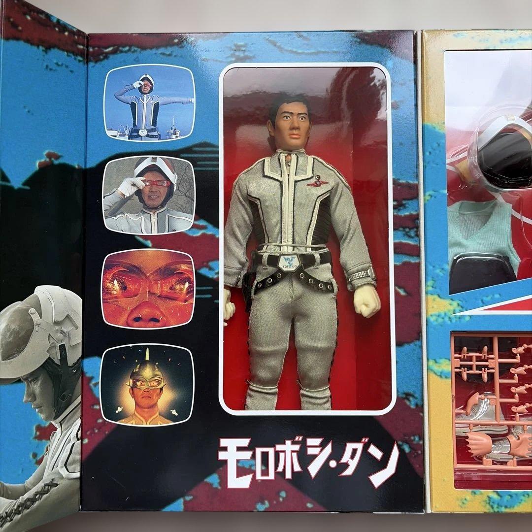 ウルトラセブン生誕35周年記念　モロボシ・ダン 森次晃嗣　直筆サインフィギュア