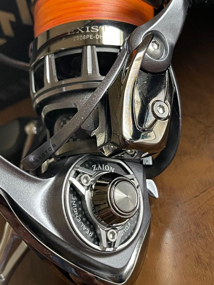 [美品]Daiwa Exist 2508PE-DHスピニングリール