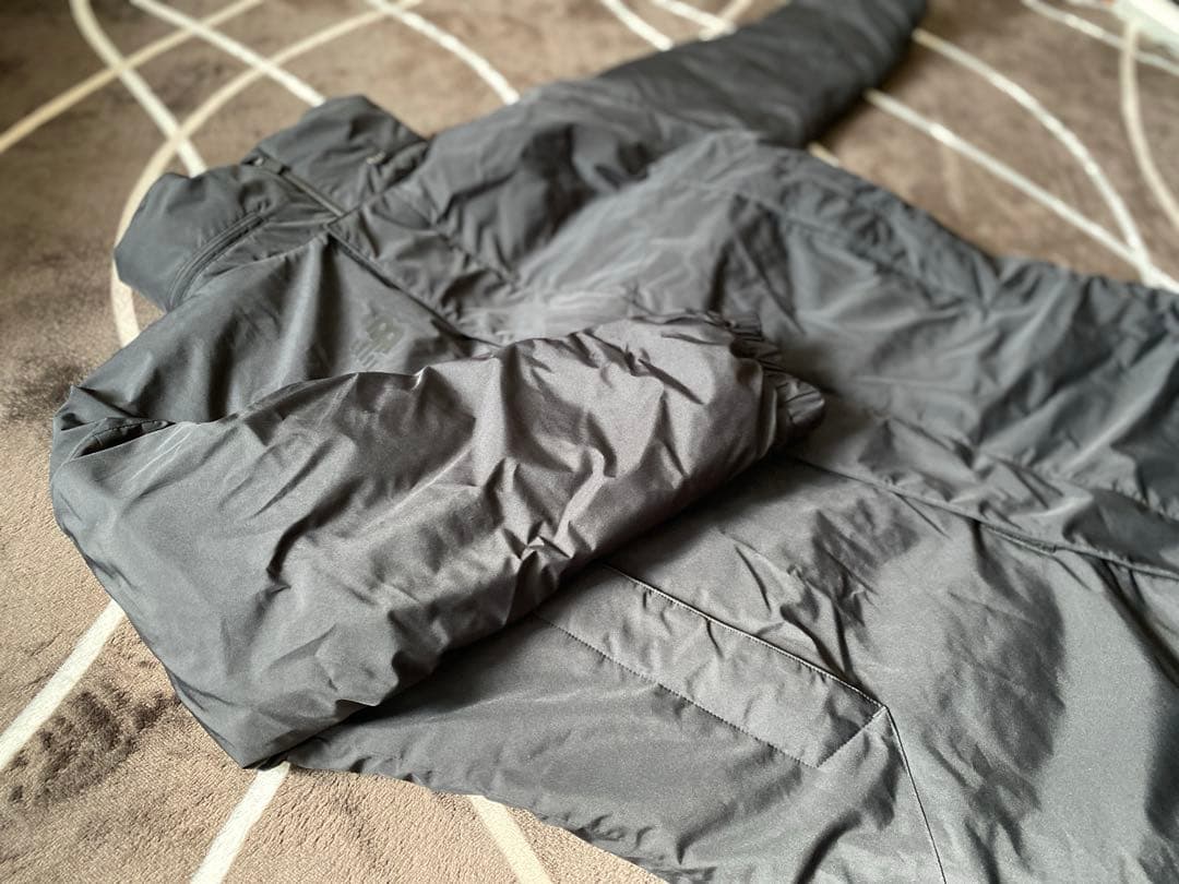 【人気モデル】ニューバランス フィールドパデッドコート ベンチコート 中綿ダウン