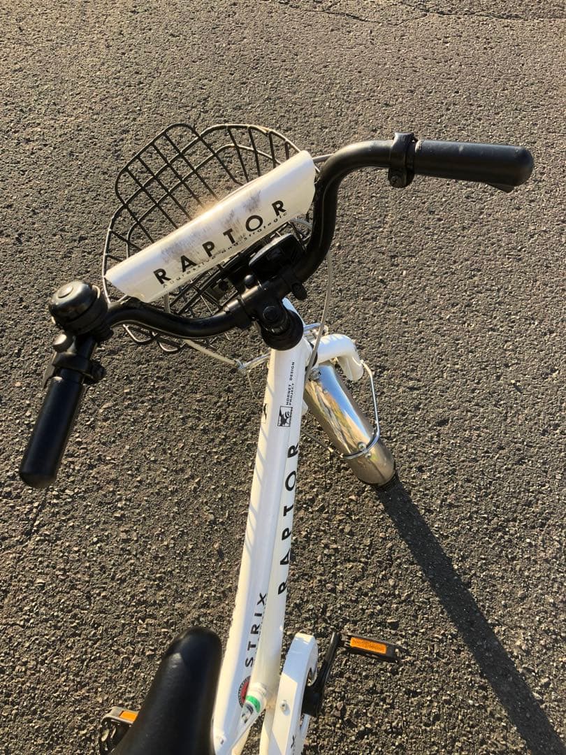 札幌　１８インチ　子供用自転車　補助輪付き