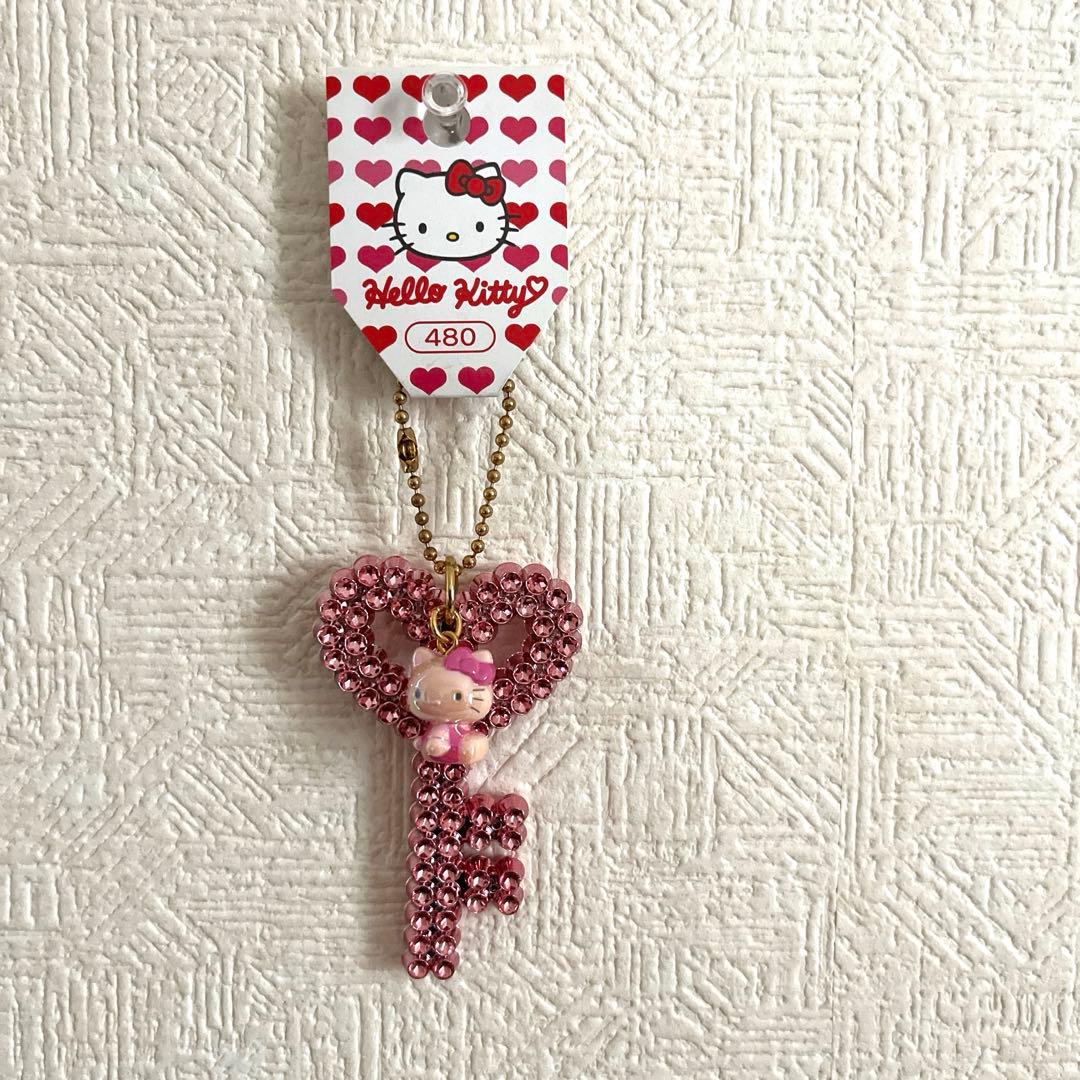 レア‼️ハローキティ ハート型鍵キーホルダー