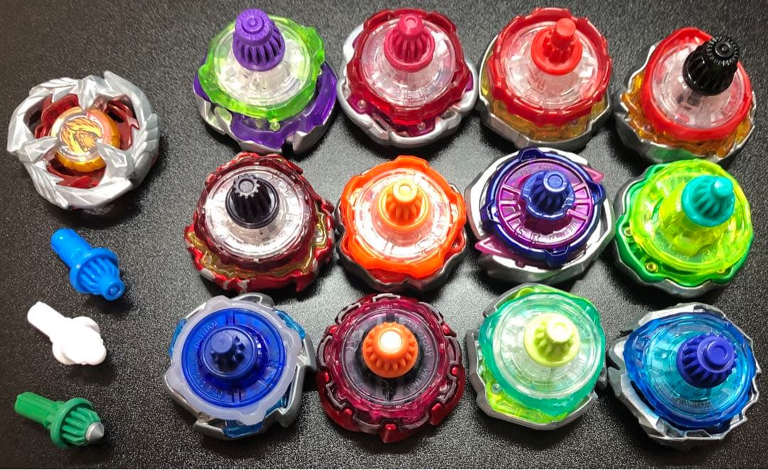 ベイブレードX まとめ売り 12個 ＋その他パーツ類