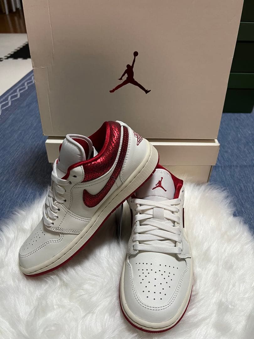 WMNS AIR JORDAN 1 LOW SEエアジョーダン1　24.5㎝