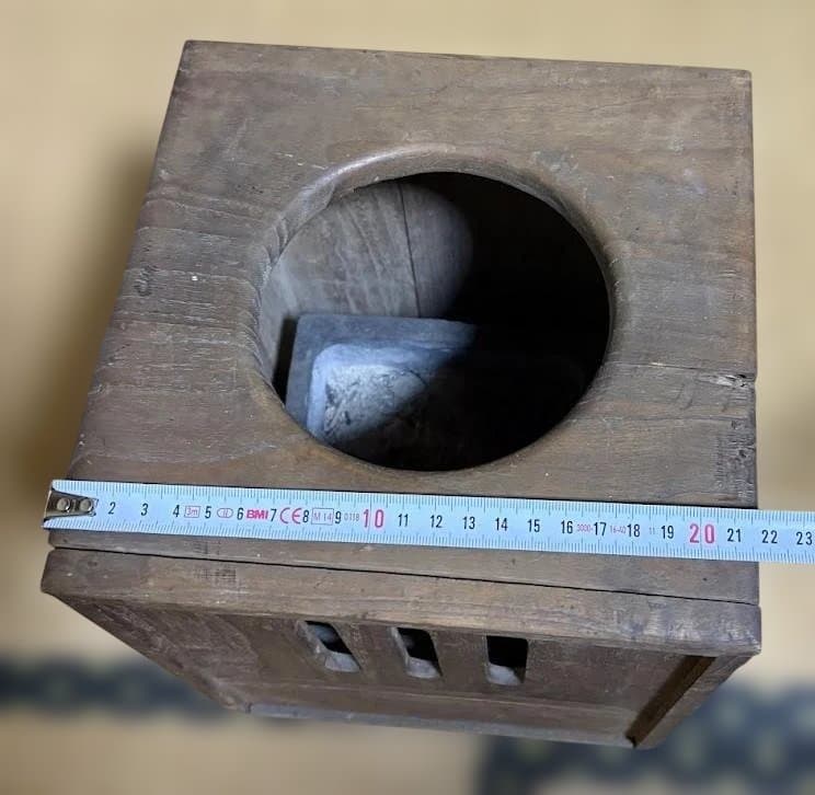 昭和レトロ 木枠火鉢 箱火鉢 陶器内蔵 炭付き 和風インテリア